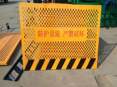 承德哪有市政井口施工防护栏生产隔离黄色围挡